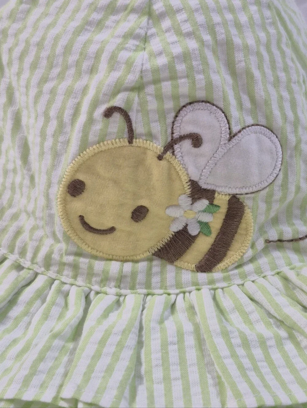 Baby Girl Gymboree 12-18 Month Green And White Striped Bumblebee Hat NWT